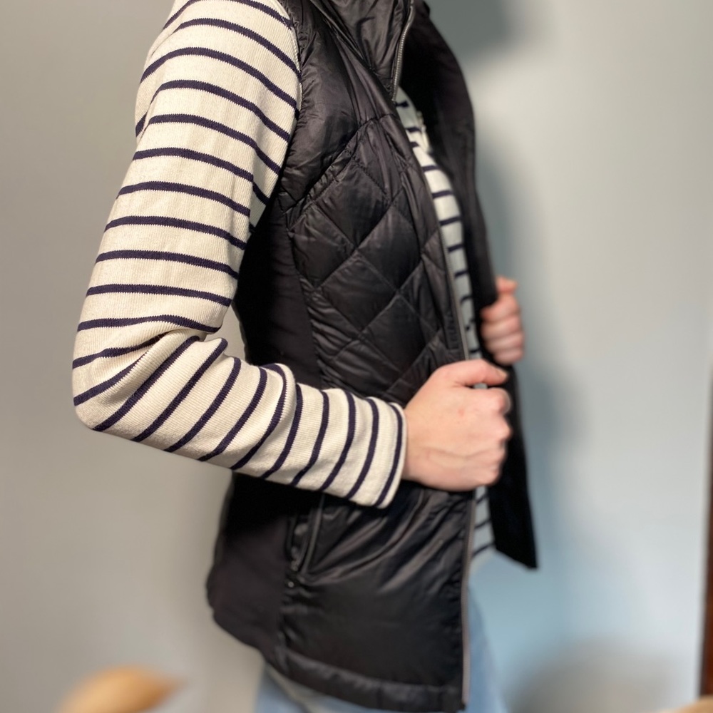 Black down quilted lululemon zipper vest